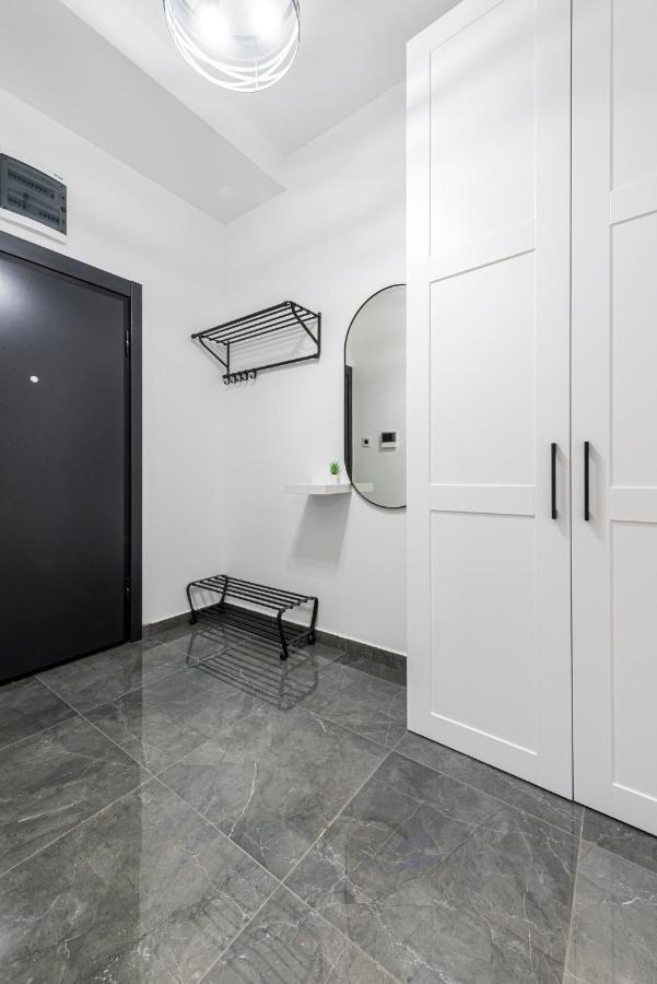 Vertigo One Bedroom Apartment-Free Private Parking Novi Sad Extérieur photo