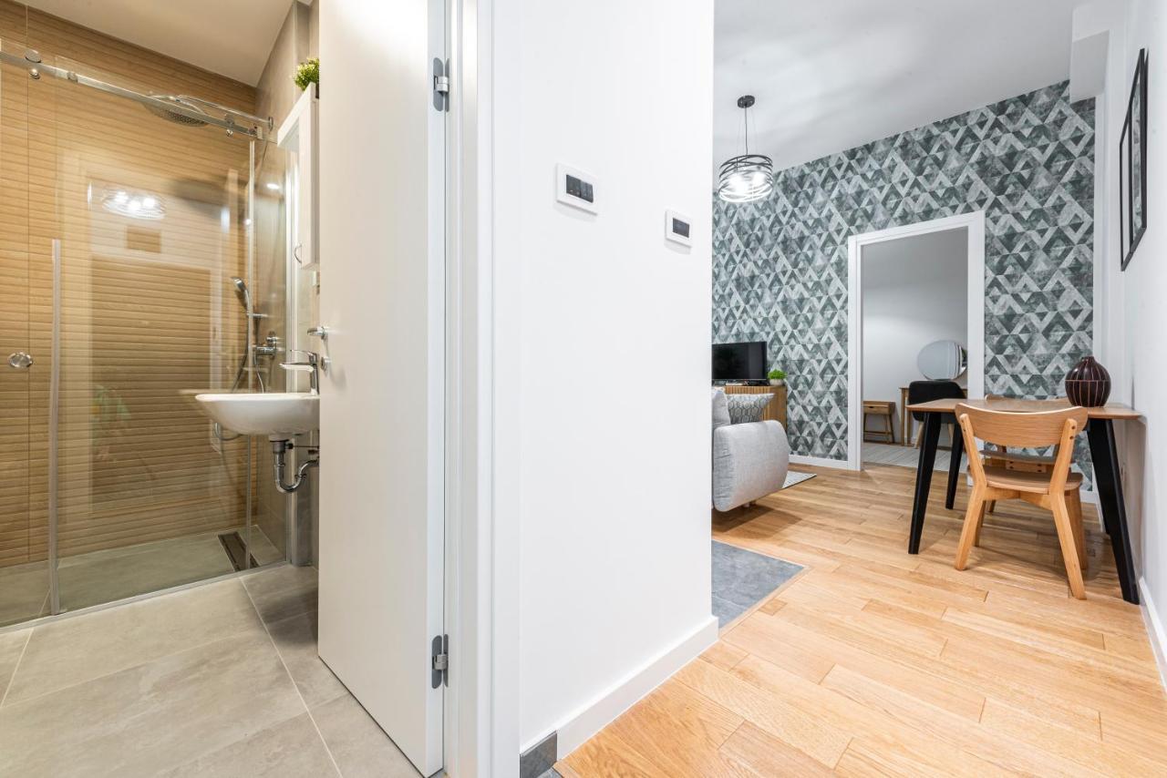 Vertigo One Bedroom Apartment-Free Private Parking Novi Sad Extérieur photo