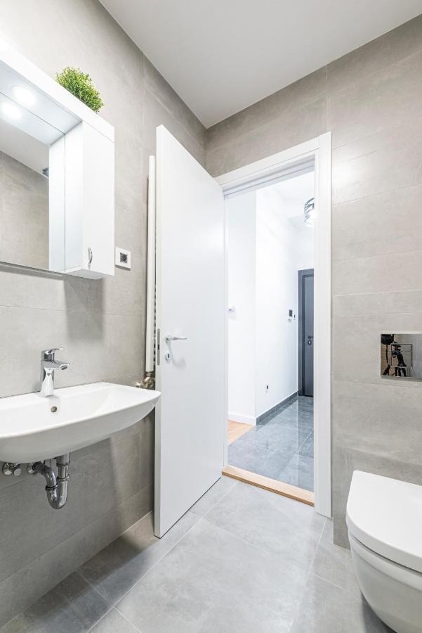 Vertigo One Bedroom Apartment-Free Private Parking Novi Sad Extérieur photo